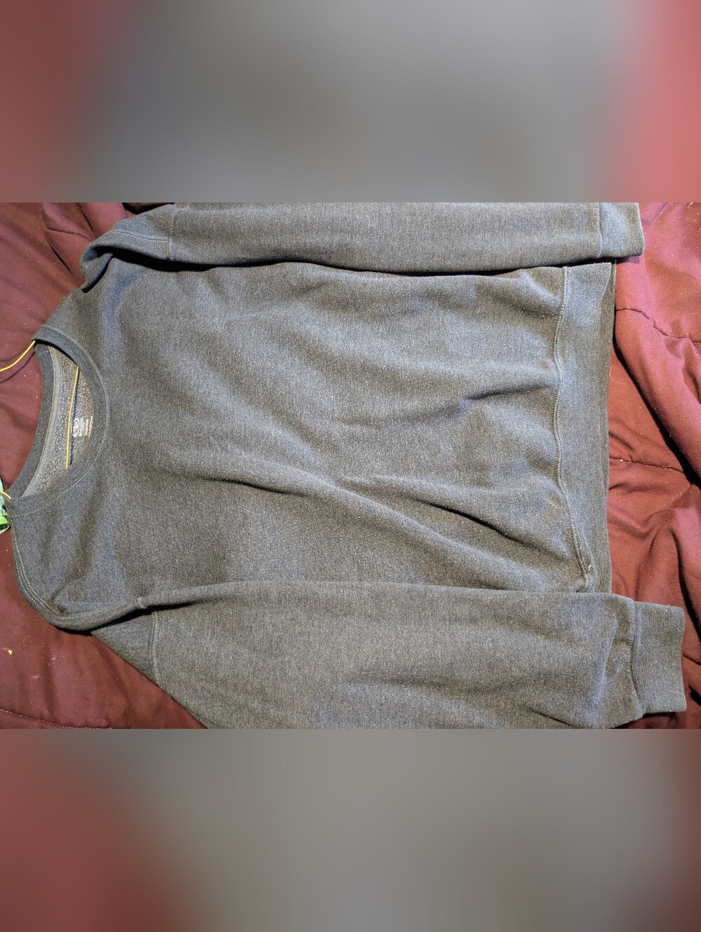 Cozy Classic Grey Sweatshirt‎